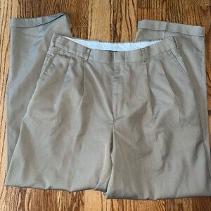 Perry Ellis Men's Khaki Chinos